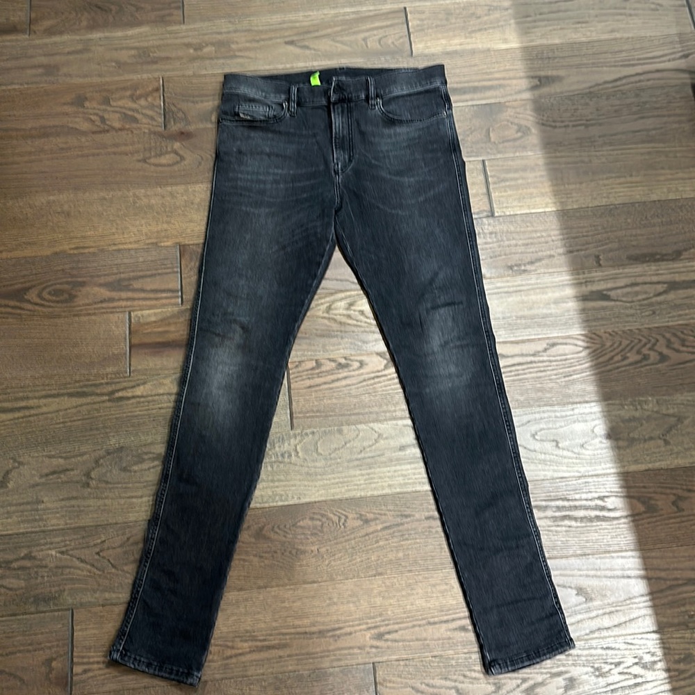 Men’s Diesel D-Istort Skinny Jeans Sz 34 (32 Inseam)